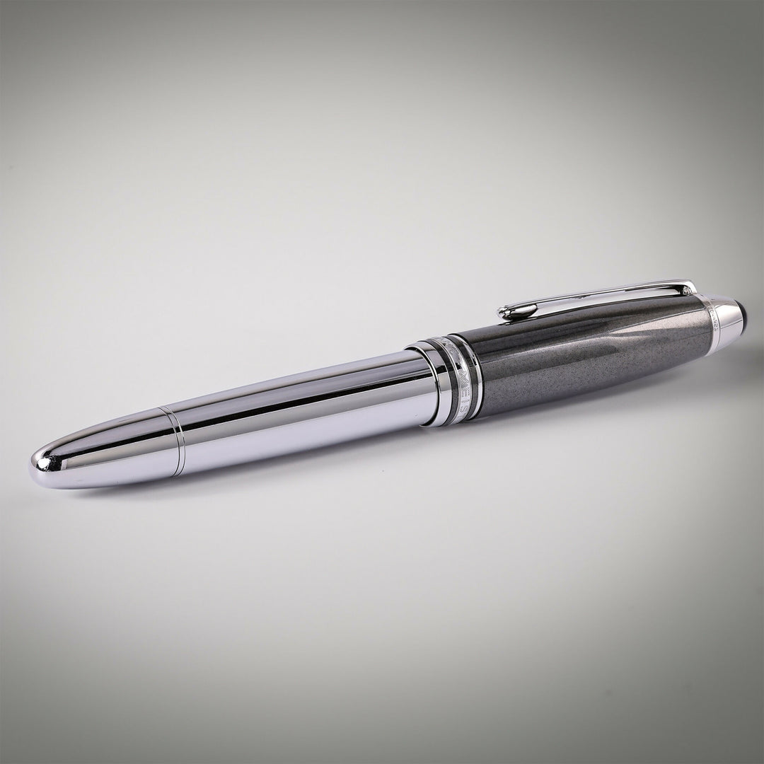 Montblanc Meisterstuck 146 Solitaire Hematite and Steel Fountain Pen