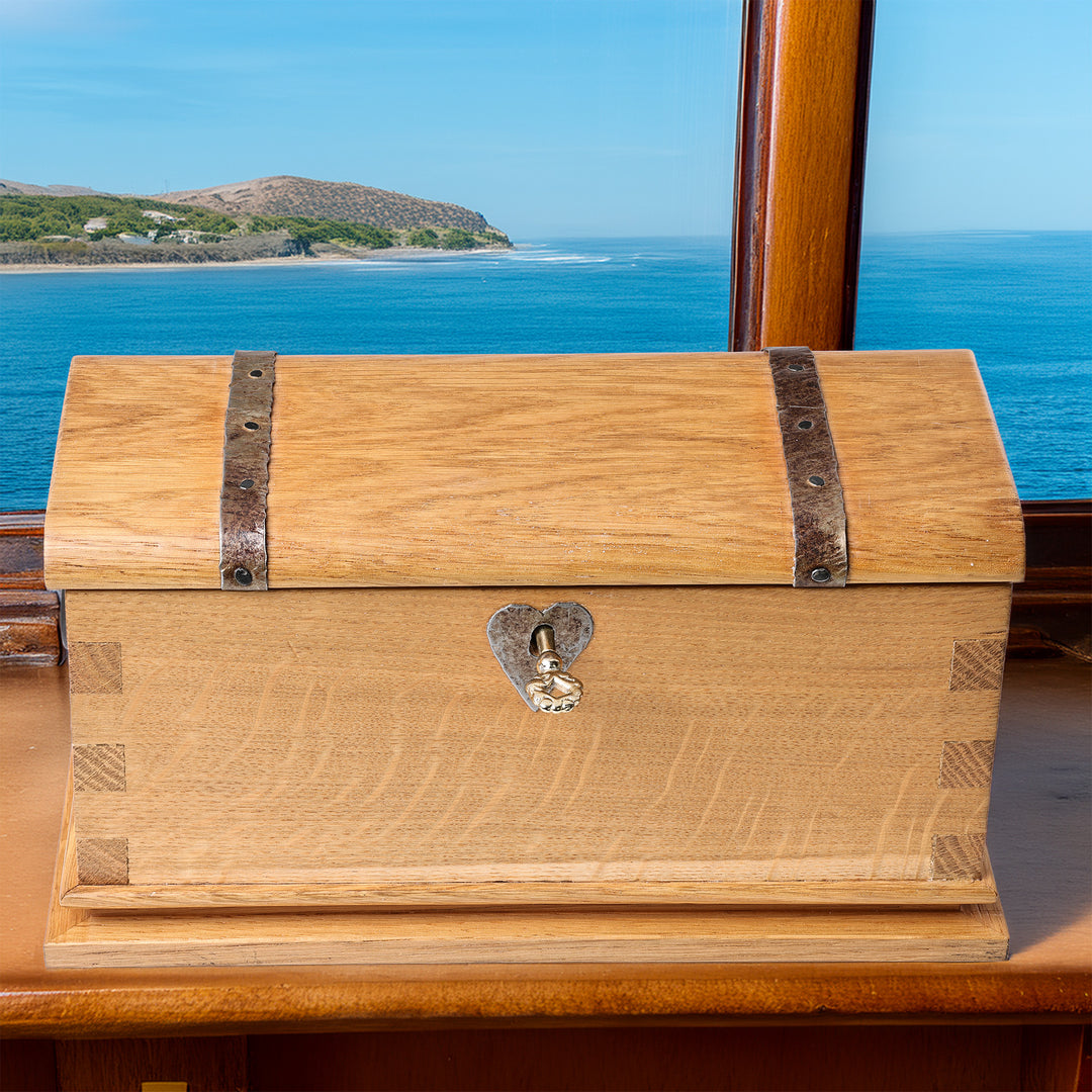 Omas Almirante Limited Edition Fountain Pen