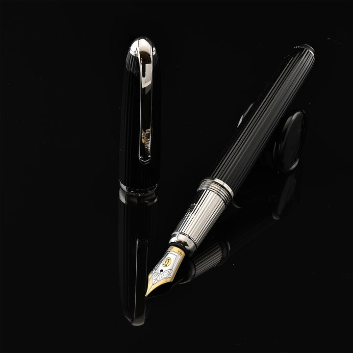 Cartier Vertical Godron Fountain Pen Black With Silver Trim