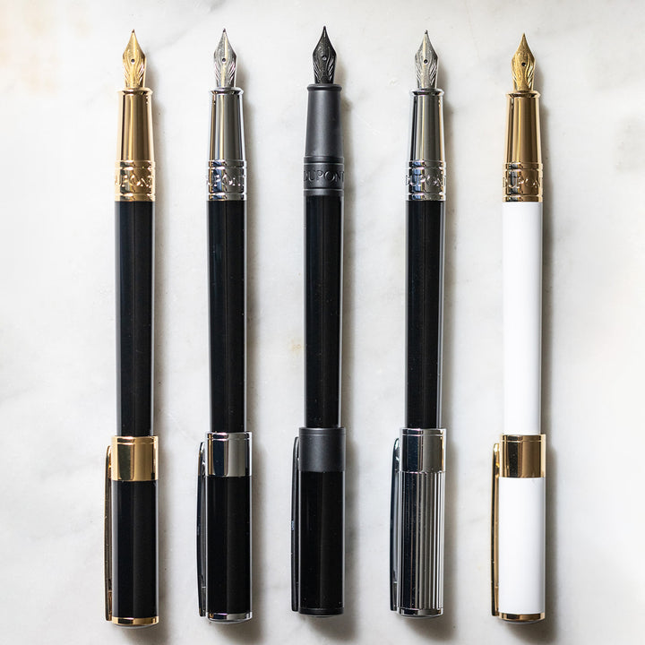 S.T. Dupont Initial Fountain Pen Balck And Black Matte