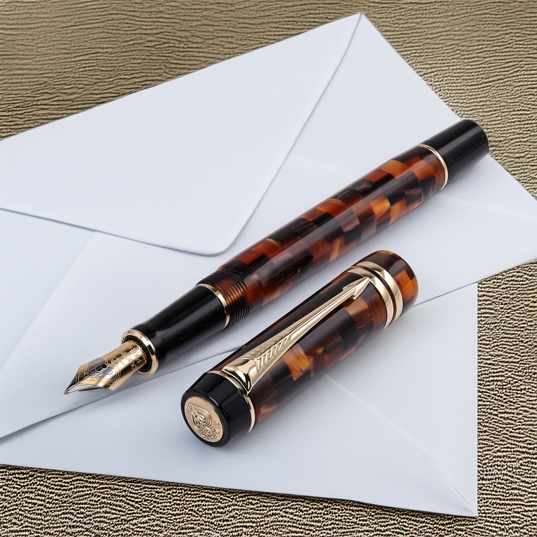 Parker Duofold Check Amber Fountain Pen