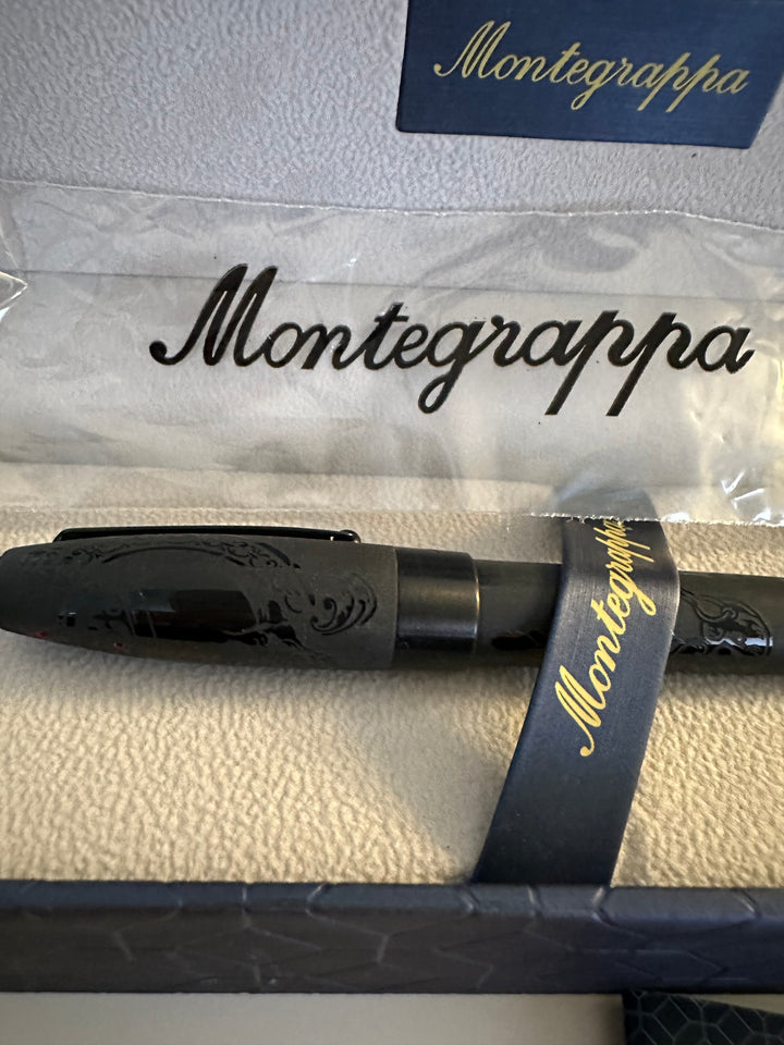 Montegrappa Fortuna Crowned Skull Metal Roller Black