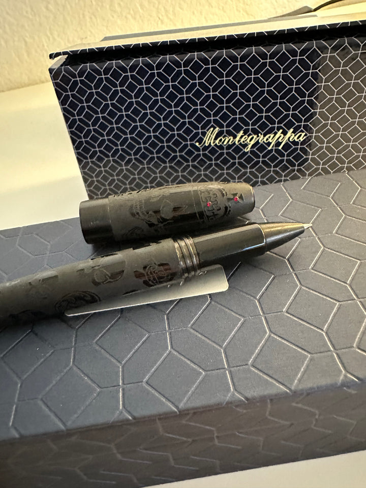 Montegrappa Fortuna Crowned Skull Metal Roller Black