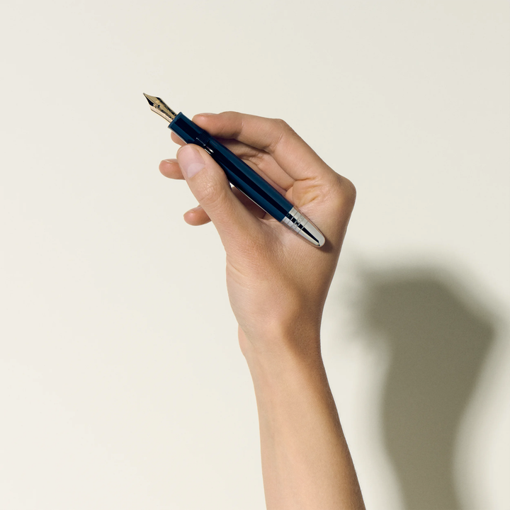 Montblanc Meisterstück Around the World in 80 Days Year 3 LeGrand Fountain Pen