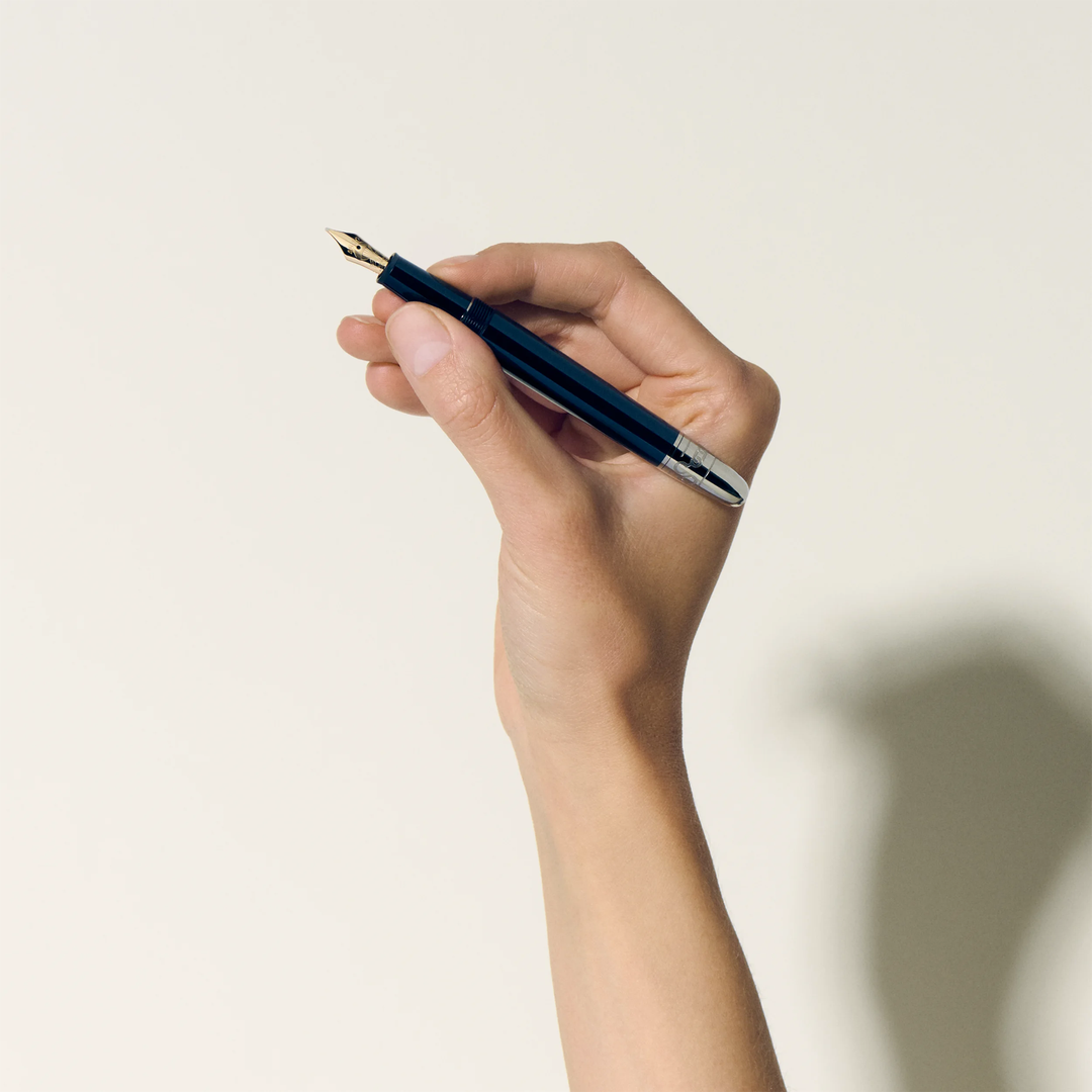 Montblanc Meisterstück Around the World in 80 Days Year 3 Classique Fountain Pen