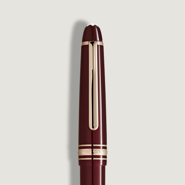 Meisterstück Burgundy Red Classique Fountain Pen