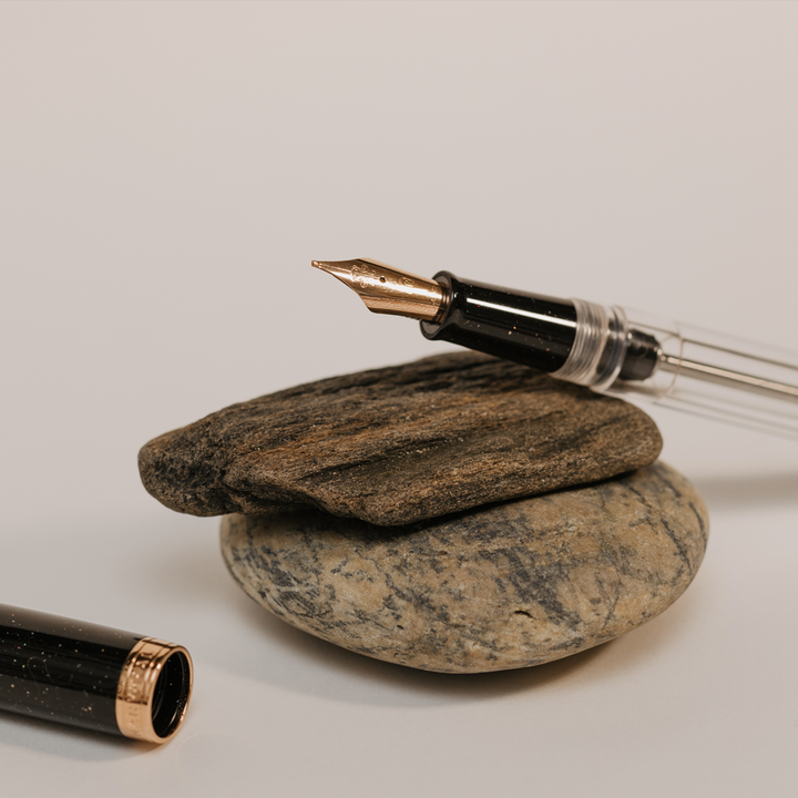 Nahvalur Original Plus Lovina Graphite - Fountain Pen