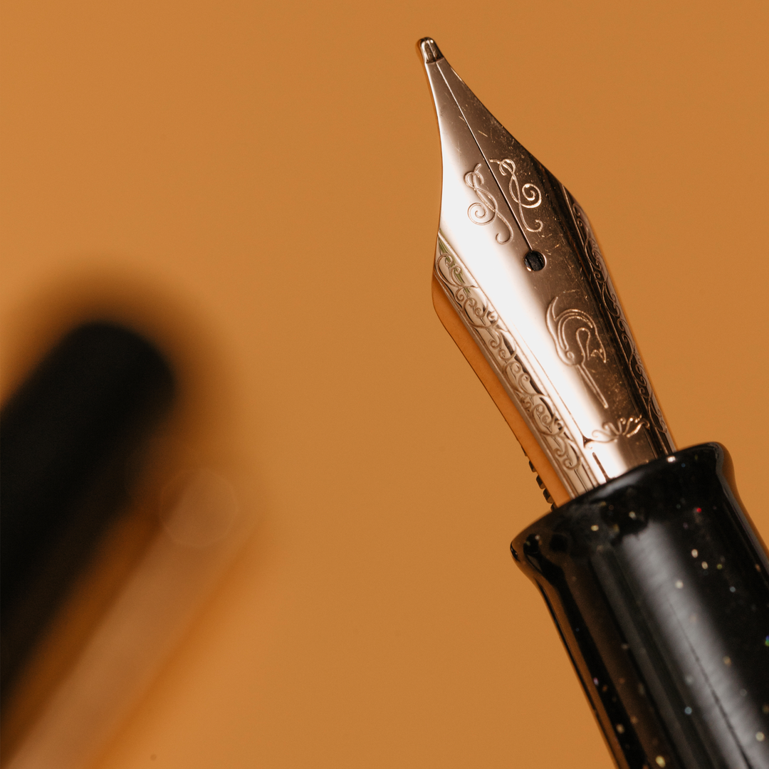 Nahvalur Original Plus Lovina Graphite - Fountain Pen