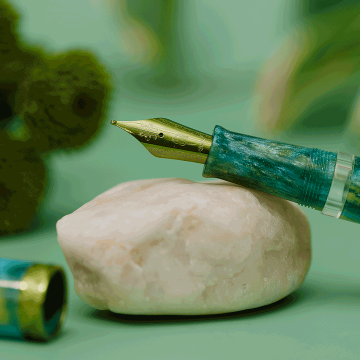 Nahvalur Voyage Spring - Fountain Pen