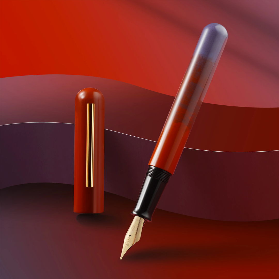Nahvalur Ikkaku Gradient Urushi Fountain Pen