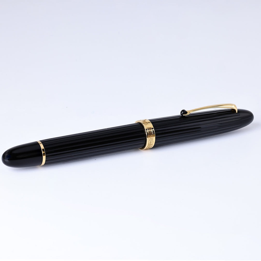Omas Ogiva Black With Gold Trim Fountain Pen