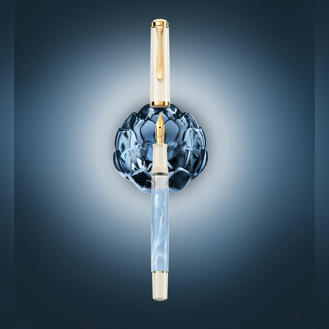 Pelikan M200 Classic Fountain Pen - Pastel Blue