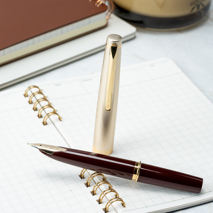 Pilot E95s Burgundy & Ivory - Fountain Pen