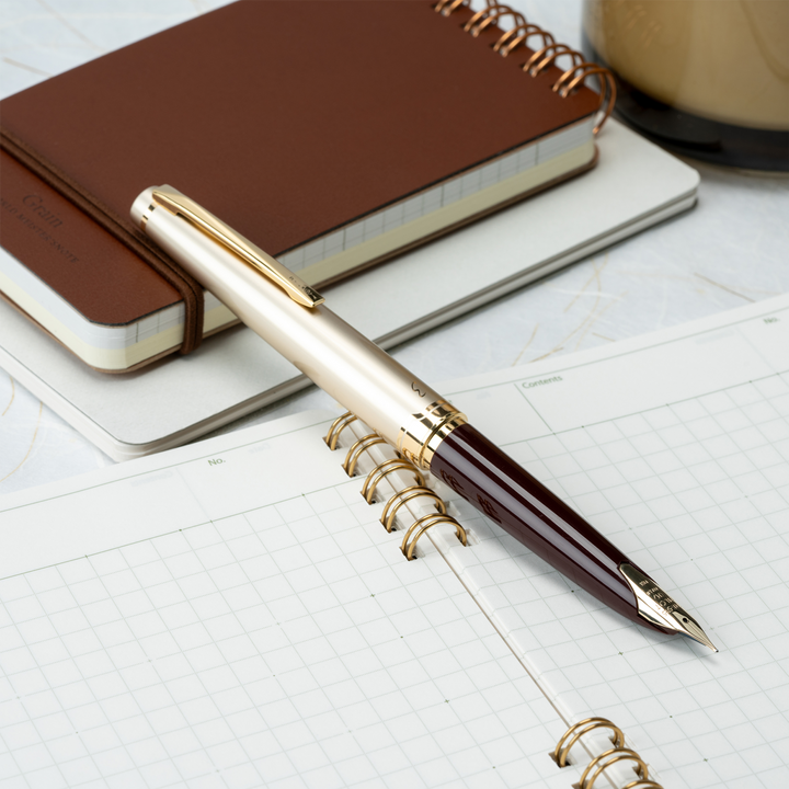 Pilot E95s Burgundy & Ivory - Fountain Pen