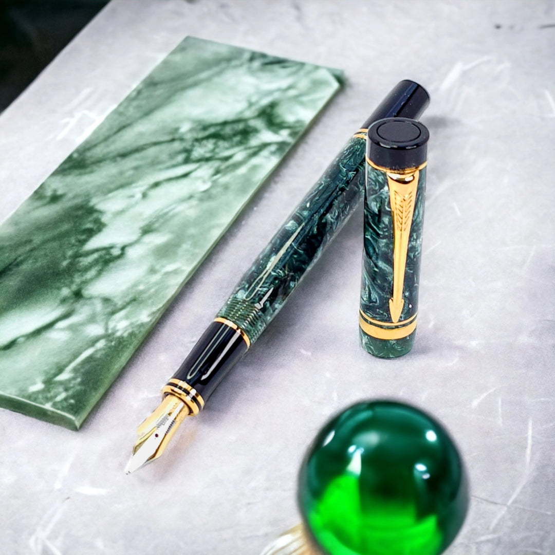 Parker Duofold MK I Centennial  Green Marble Fountain Pen