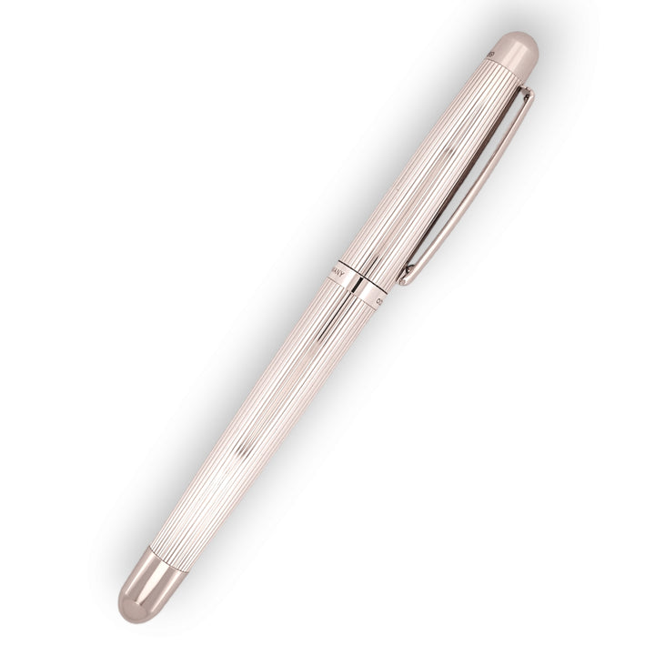 Otto Hutt Design 02 Fountain Pen - Pinstripe 2nd Grade