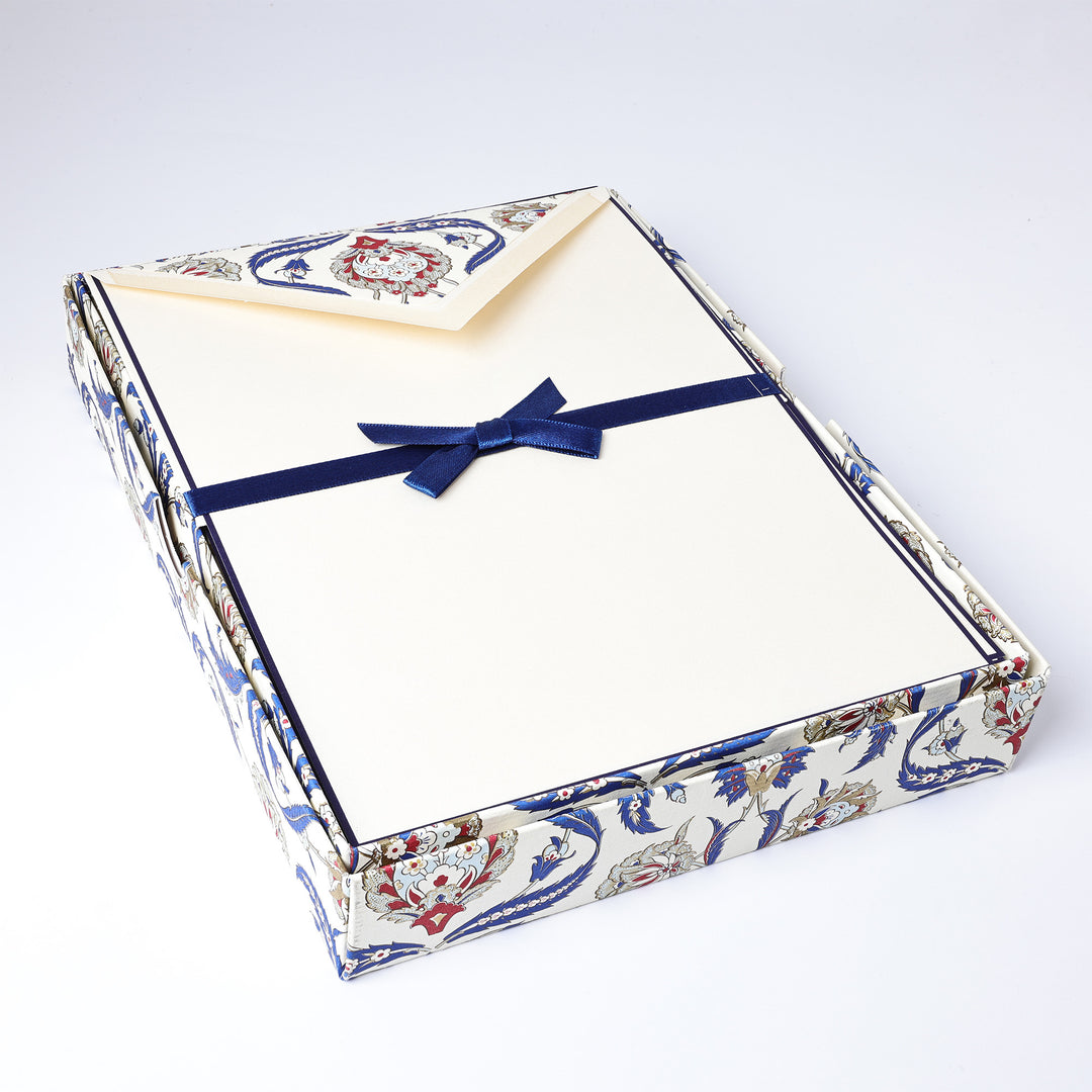 Feather Florentine Writing Paper and Lined Envelopes 6.25" x 8.50" (10ct.) | Rossi 1931 Italian Stationery