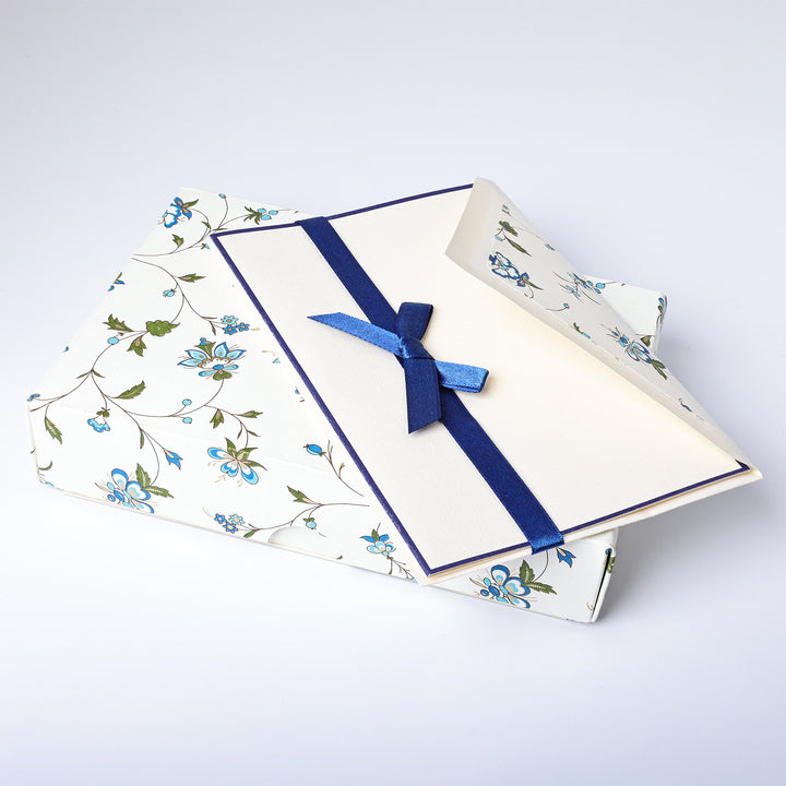Blue Floral Motive Folded cards and Envelopes 4.25”x 6.25” (10ct.) | Rossi 1931 Italian Stationery