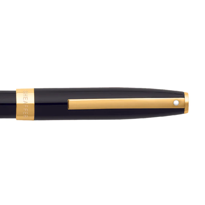 Sheaffer Sagaris Glossy Black Barrel Gold Trim Fountain Pen