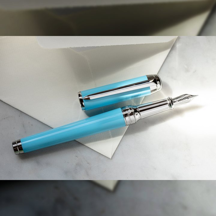 S.T. Dupont Line D Eternity XL Turquoise Natural Lacquer - Fountain Pen