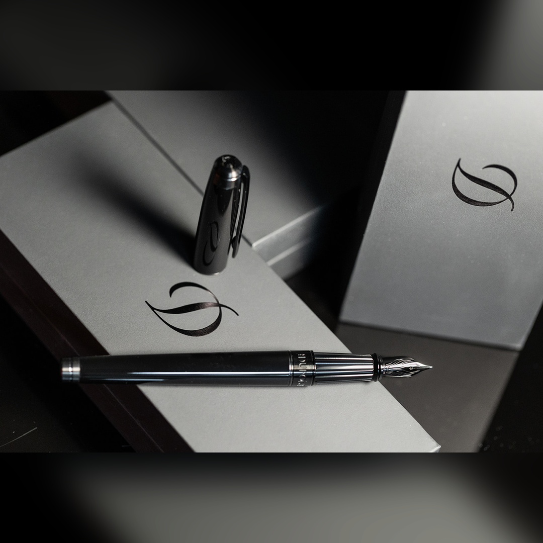 S.T. Dupont Line D Eternity Large Silky Black - Fountain Pen