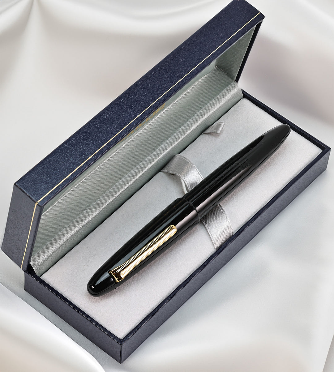 Sailor KOP The King of Pen Ebonite Black 21k Fountain Pen