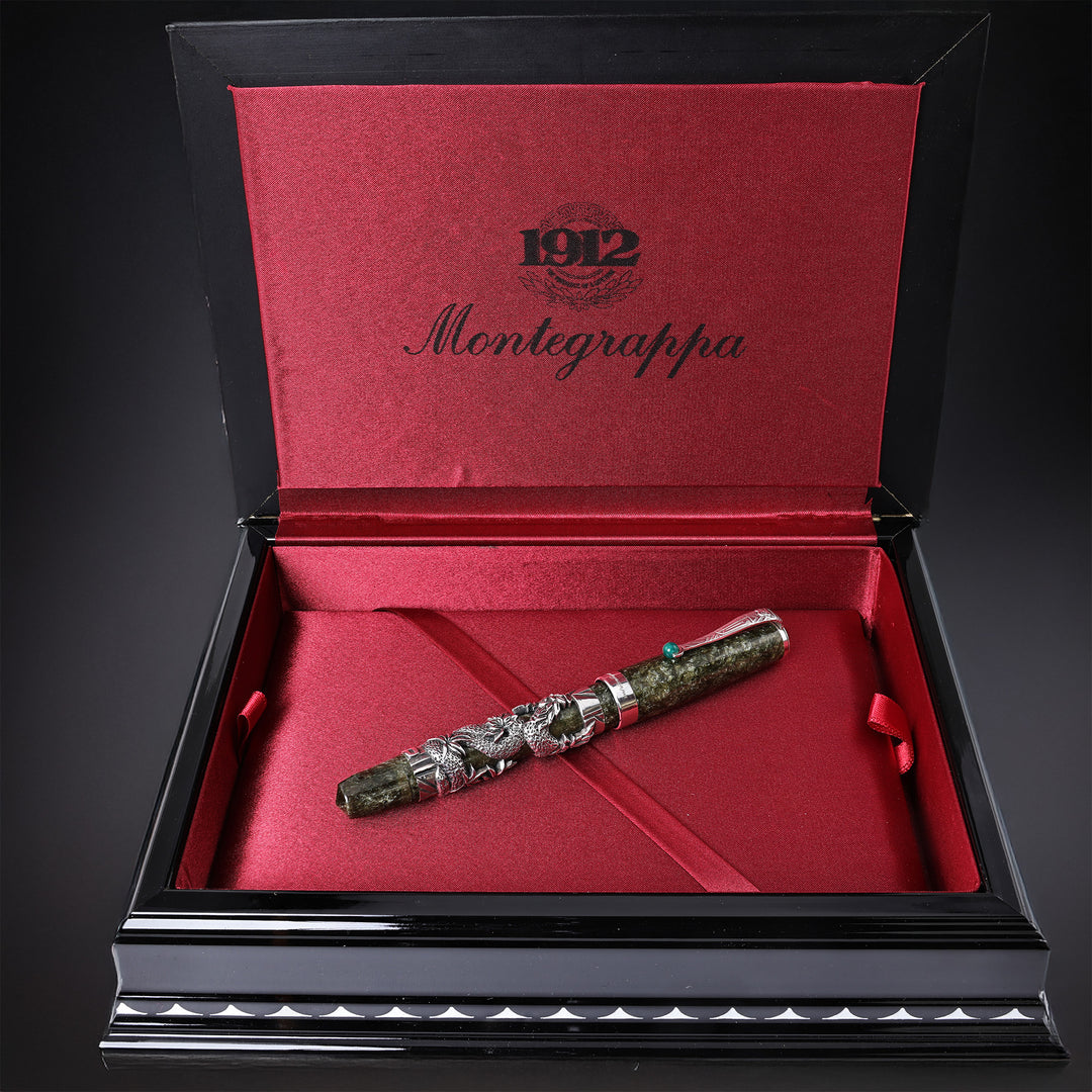 Montegrappa Zodiac Snake Fountain Pen