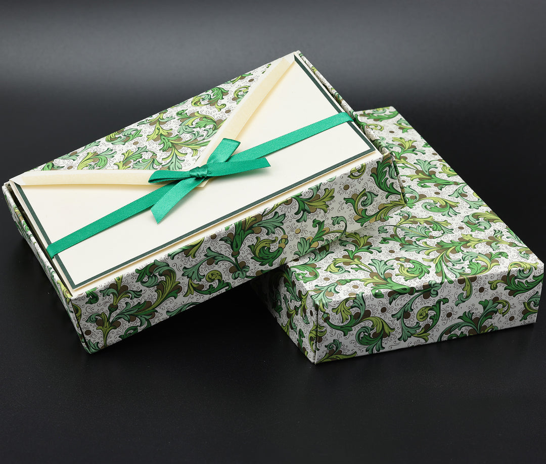 Green Florentine Folded Notecards 4,13”x 6,30” (10ct.) | Rossi 1931 Italian Stationery