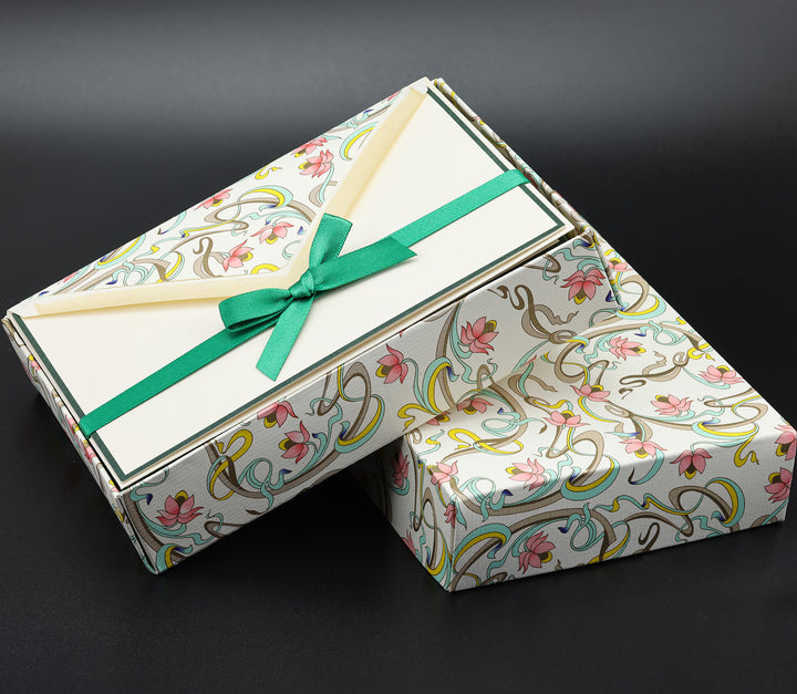 Pastel Art Design Folded cards and Envelopes 4.13”x 6.30” (10ct.) | Rossi 1931 Italian Stationery