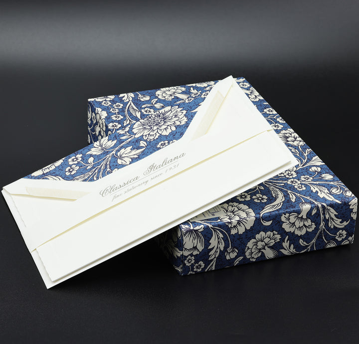 Rossi 1931 Italian Stationery Blue Floral Flat cards and Envelopes  3.33" x  5.12" (10ct.)