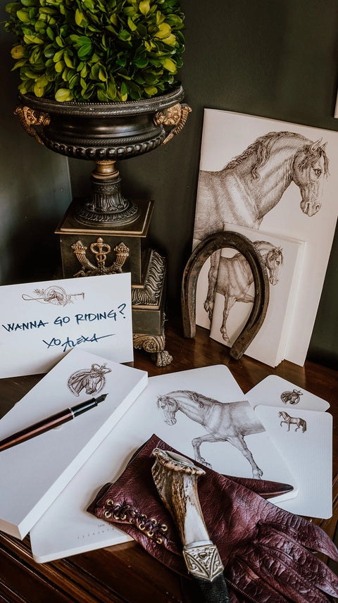 Alexa Pulitzer Prancing Horse Note Card with Plain Envelope