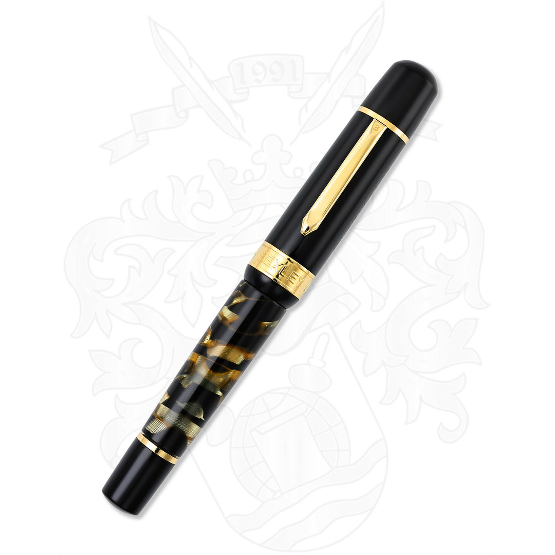 Bexley 2019 Owners Club Black and Gold Fountain Pen