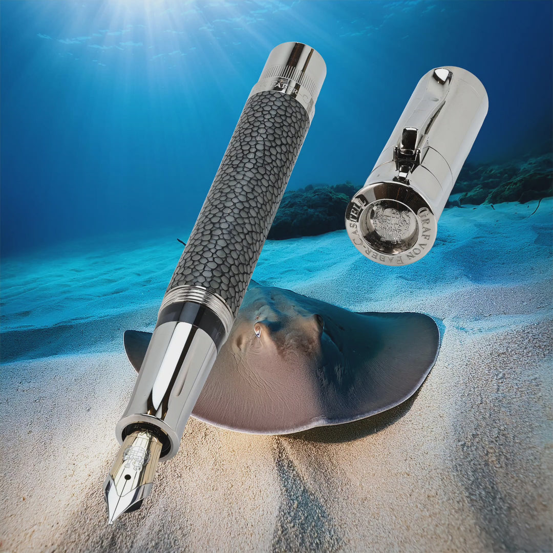 Pen of the Year 2005 - Galuchat - Grey