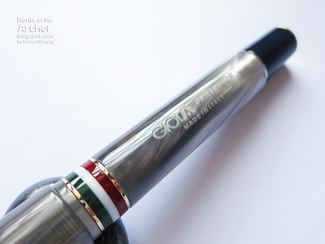 Gioia Partenope Fountain Pen - Madreperla Grey Pearl