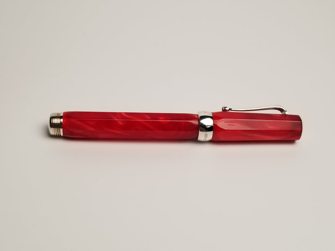 Montegrappa Micra Mini Fountain Pen 18k - Marbled Red