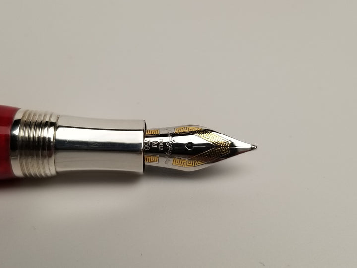 Montegrappa Micra Mini Fountain Pen 18k - Marbled Red