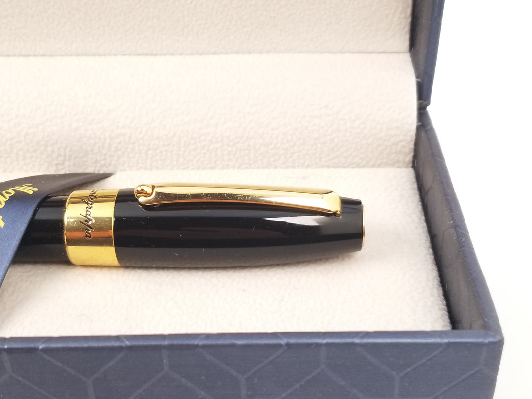Montegrappa Fortuna Fountain Pen - Black And Gold