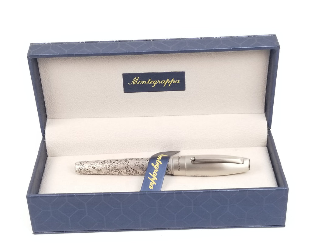 Montegrappa Fortuna Fountain Pen - Silver Merry Skull
