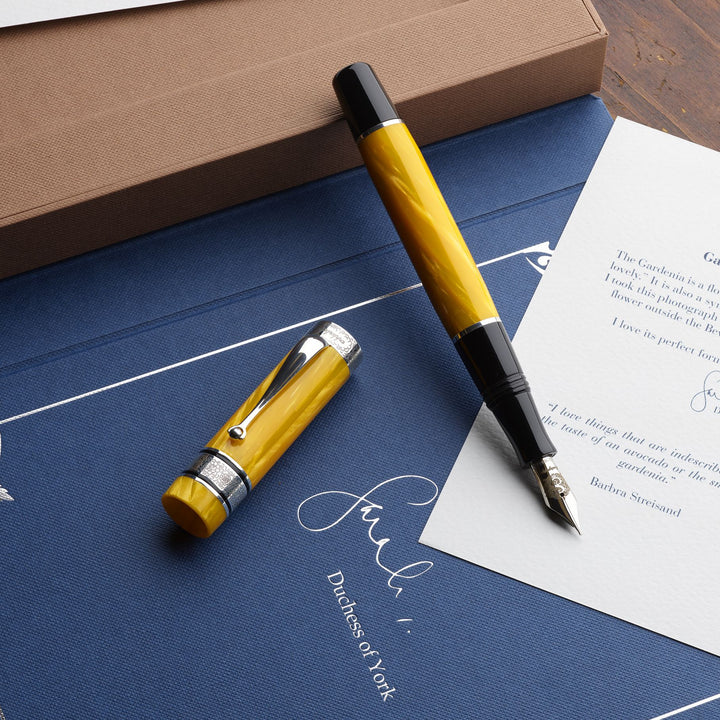 Montegrappa Duchess of York Fountain Pen - Garden