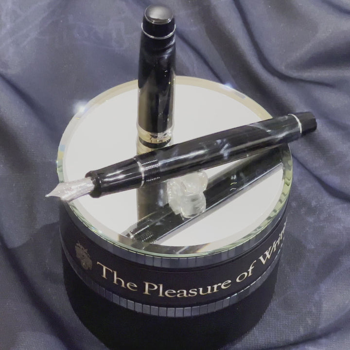Pilot Custom Heritage SE Fountain Pen