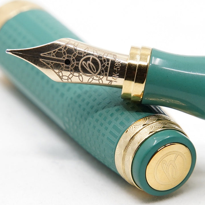 Bexley New Yorker Empire State Building Chased - Green Ebonite