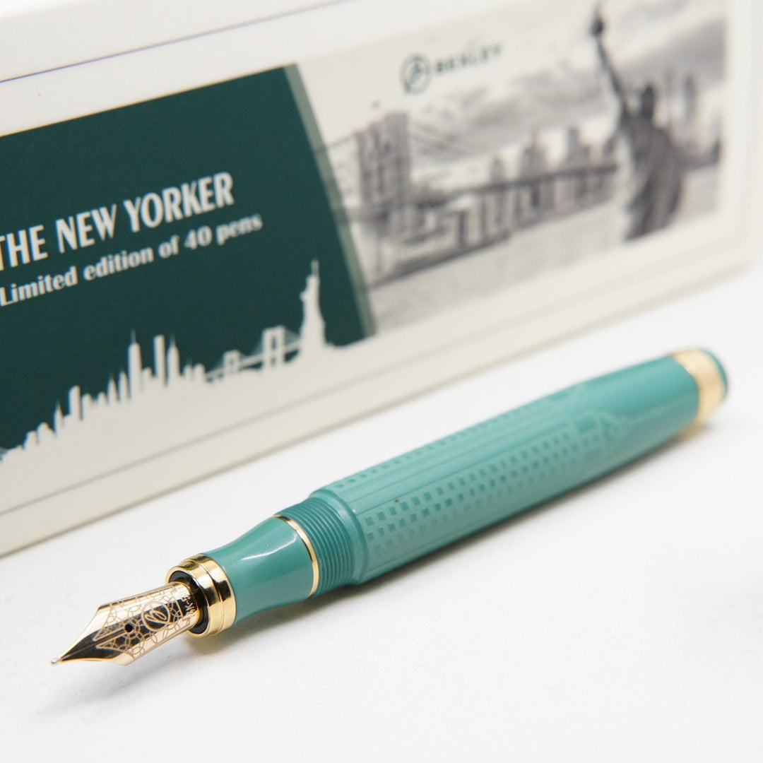 Bexley New Yorker Empire State Building Chased - Green Ebonite