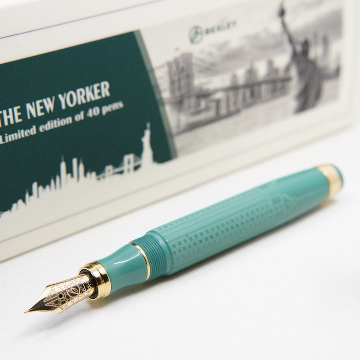 Bexley New Yorker Empire State Building Chased - Green Ebonite