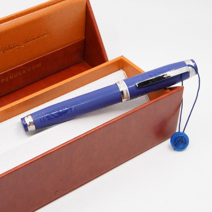 Bexley New Yorker Statue of Liberty Chased Fountain Pen