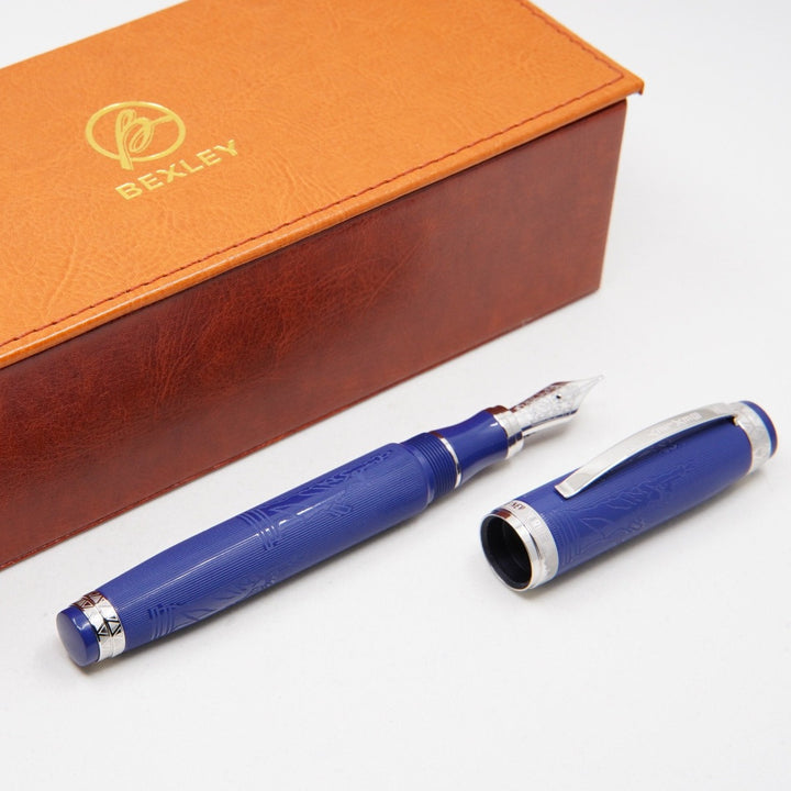 Bexley New Yorker Statue of Liberty Chased Fountain Pen