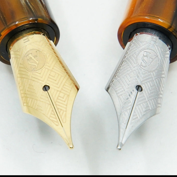 Armando Simoni Club Studio Brown Antelope Fountain Pen - Gold Trim