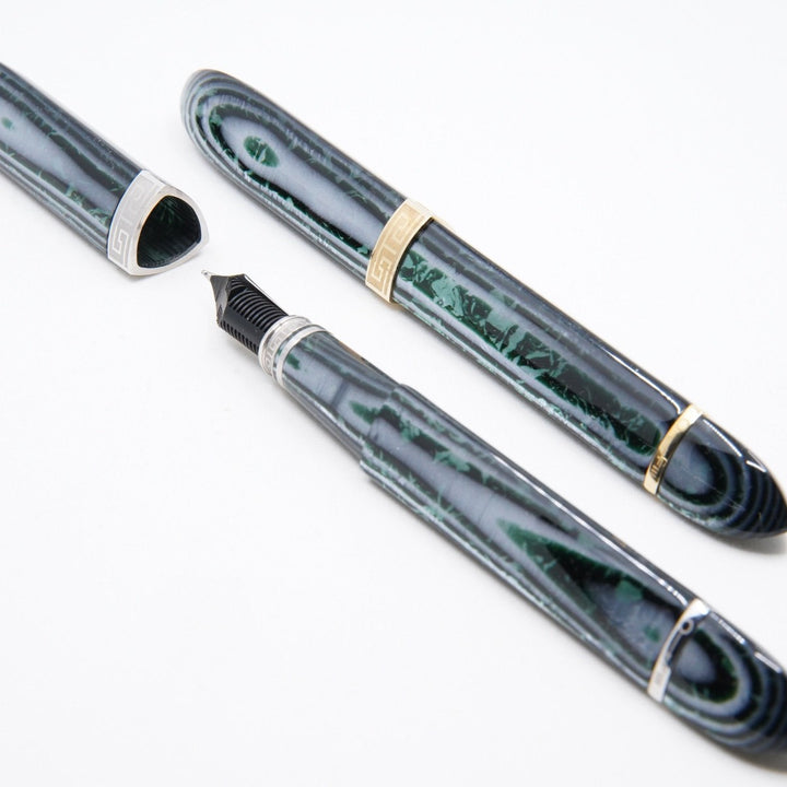 Armando Simoni Club Triangolo Arco Verde Rhodium Trim