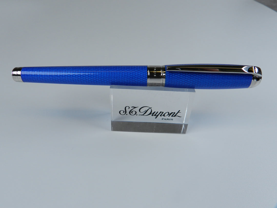S.T. Dupont Diamond Guilloche Rollerball - Sapphire