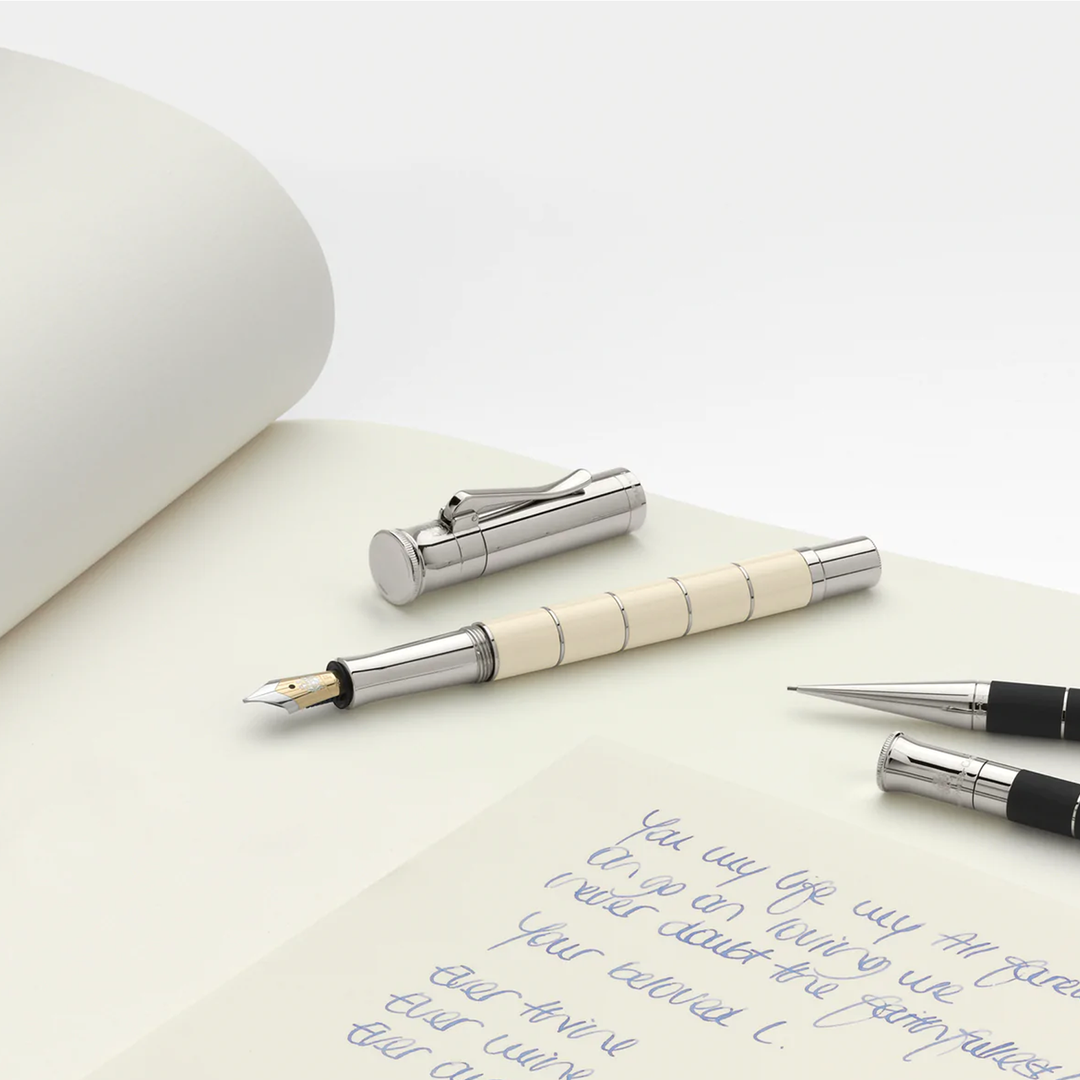 Graf von Faber-Castell Classic Anello Ivory Color Fountain Pen