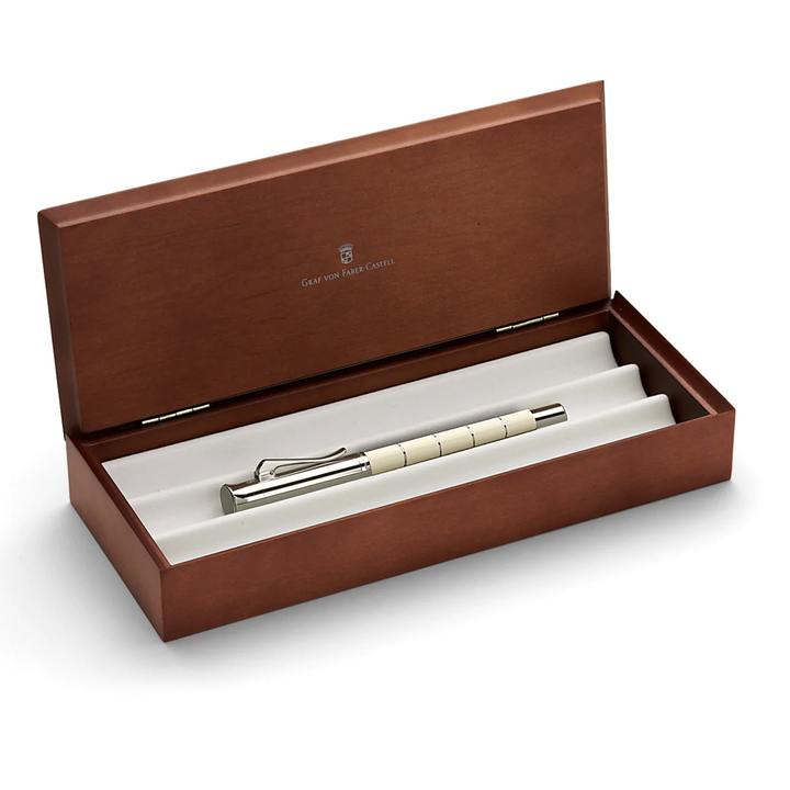 Graf von Faber-Castell Classic Anello Ivory Color Fountain Pen
